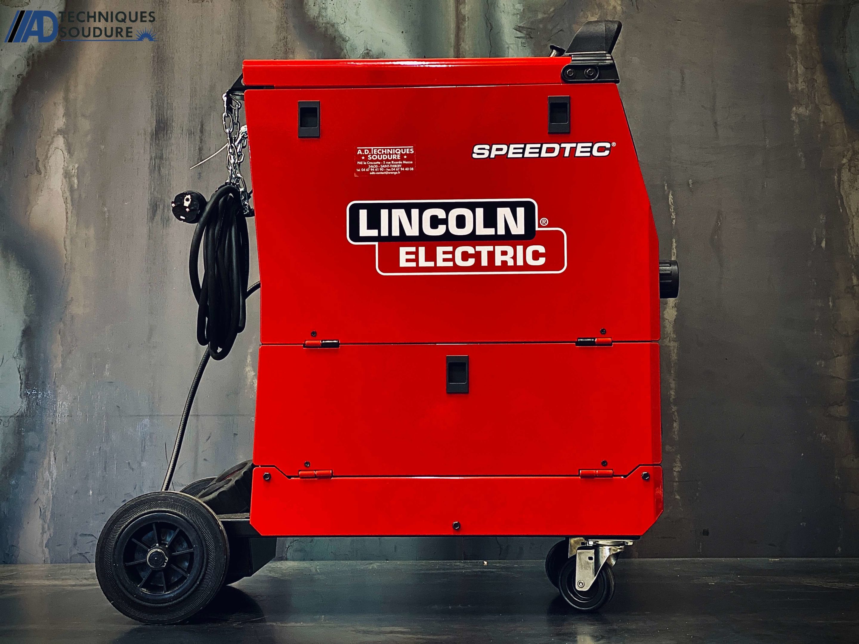 Poste à souder MIG-MAG multi procédés SPEEDTEC 215C Lincoln Electric monophasé