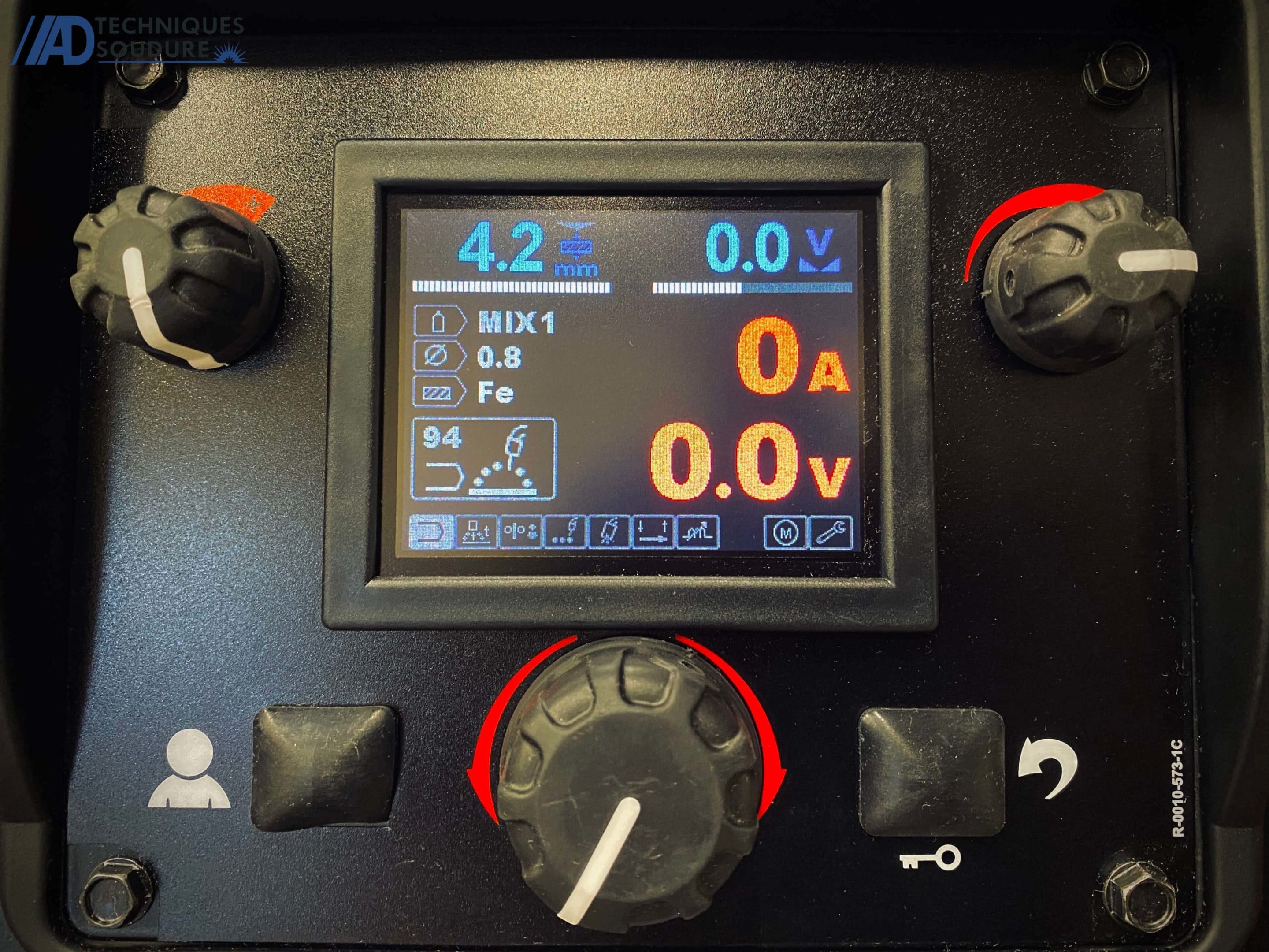 Panneau de commande SPEEDTEC 215C Lincoln Electric Panneau de commande SPEEDTEC 215C Lincoln Electric