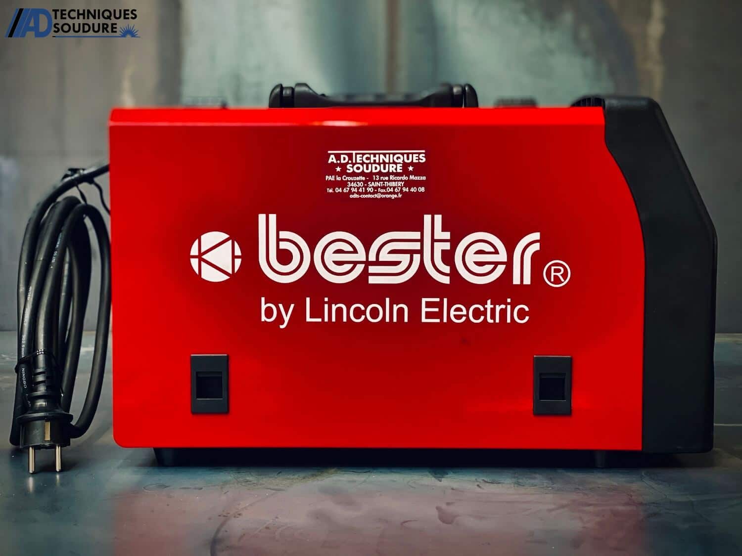 Poste à souder MIG/MAG multi procédés BESTER 190C Lincoln Electric monophasé Poste à souder MIG/MAG multi procédés BESTER 190C Lincoln Electric monophasé